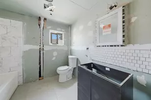 9250 S Ada St, Chicago, IL 60620 - Photo 8