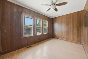 9250 S Ada St, Chicago, IL 60620 - Photo 12