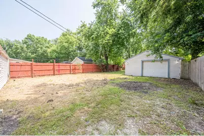 2426 Grape Street, Joliet, IL 60435 - Photo 8