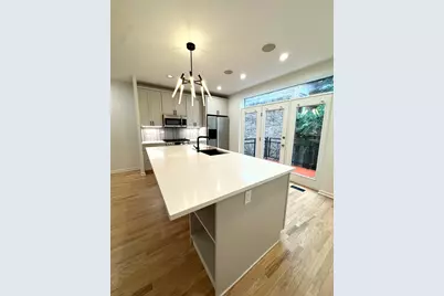 1107 N Wolcott Avenue, Chicago, IL 60622 - Photo 8