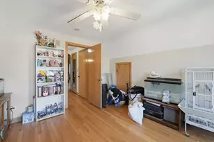 4923 N Mason Ave, Chicago, IL 60630 - Photo 10