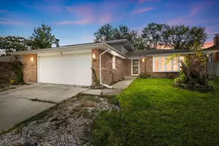 3 Rich Ct, Park Forest, IL 60466 - Photo 1