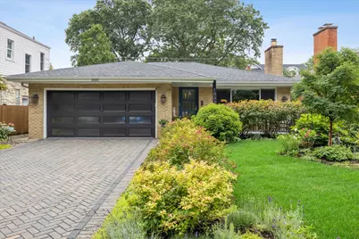 1005 S Brainard Avenue, La Grange, IL 60525 - Photo 1
