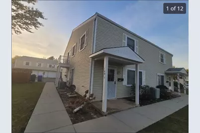189 Robert Court #C, Bartlett, IL 60103 - Photo 2