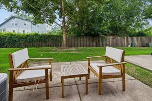 2419 Birch St, Des Plaines, IL 60018 - Photo 14