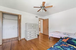 15342 Dobson Ave, South Holland, IL 60473 - Photo 24