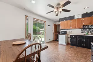 15342 Dobson Ave, South Holland, IL 60473 - Photo 12
