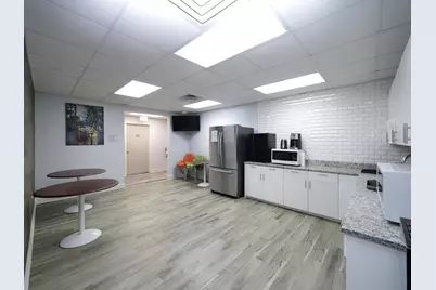 7300 N Cicero Avenue N, Lincolnwood, IL 60712 - Photo 32