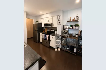 1302 E Washington Street #B1, Des Plaines, IL 60016 - Photo 6