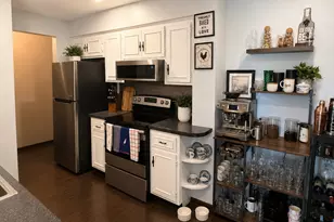 1302 E Washington St, Des Plaines, IL 60016 - Photo 6