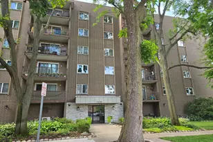1365 Ashland Ave, Des Plaines, IL 60016 - Photo 1