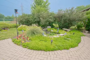 10524 S Michael Dr, Palos Hills, IL 60465 - Photo 32