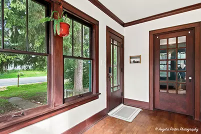 824 Washington Street, Woodstock, IL 60098 - Photo 2
