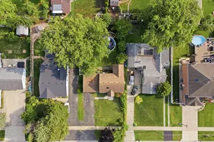 6509 W 83rd St, Burbank, IL 60459 - Photo 4