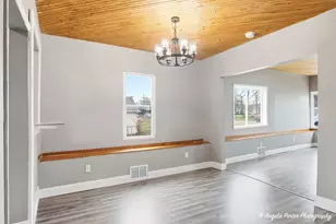 320 E Washington St, Round Lake Park, IL 60073 - Photo 14