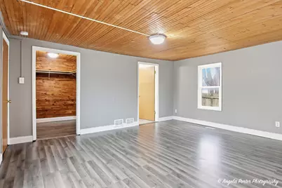 320 E Washington Street, Round Lake Park, IL 60073 - Photo 26