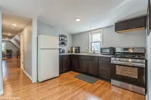 3575 N Milwaukee Ave, Chicago, IL 60641 - Photo 8