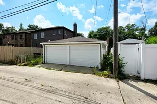 6311 N Kedvale Ave, Chicago, IL 60646 - Photo 30