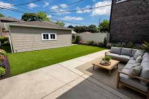 6311 N Kedvale Ave, Chicago, IL 60646 - Photo 26
