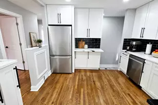 6311 N Kedvale Ave, Chicago, IL 60646 - Photo 8