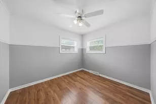 4847 W 84th Pl, Burbank, IL 60459 - Photo 12