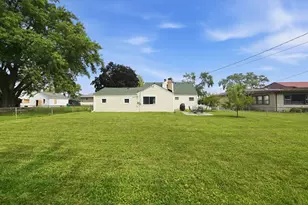 4847 W 84th Pl, Burbank, IL 60459 - Photo 4