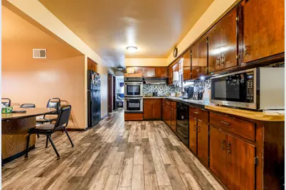 5728 S Parkside Avenue, Chicago, IL 60638 - Photo 6