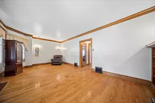 1637 S 10th Ave, Maywood, IL 60153 - Photo 6