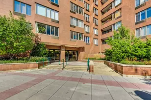 801 S Plymouth Ct, Chicago, IL 60605 - Photo 2