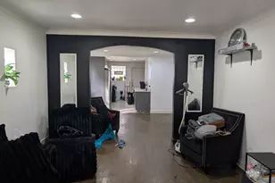 8128 S Coles Ave, Chicago, IL 60617 - Photo 6