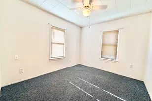 415 E 12th St, Streator, IL 61364 - Photo 8