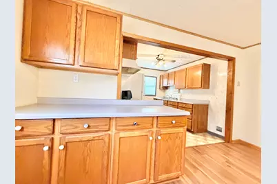 415 E 12th Street, Streator, IL 61364 - Photo 4