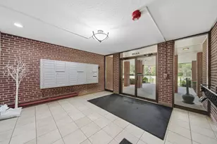1025 S Fernandez Ave, Arlington Heights, IL 60005 - Photo 16