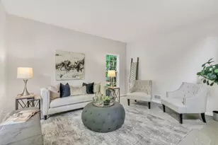 744 Strawberry Fields, Gurnee, IL 60031 - Photo 6
