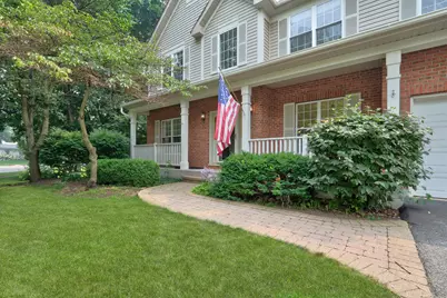 744 Strawberry Fields, Gurnee, IL 60031 - Photo 4