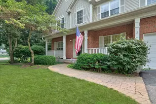 744 Strawberry Fields, Gurnee, IL 60031 - Photo 4