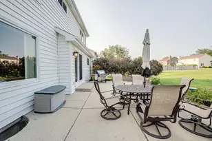 1411 Burnett Dr, Aurora, IL 60502 - Photo 34