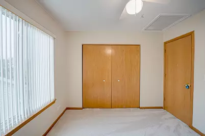 1411 Burnett Drive, Aurora, IL 60502 - Photo 18