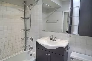 655 W Irving Park Rd, Chicago, IL 60613 - Photo 26