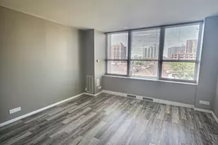 655 W Irving Park Rd, Chicago, IL 60613 - Photo 22