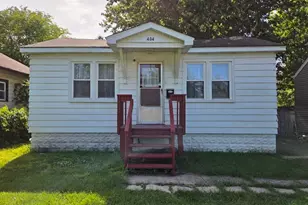 404 Morton Ave, Aurora, IL 60506 - Photo 2