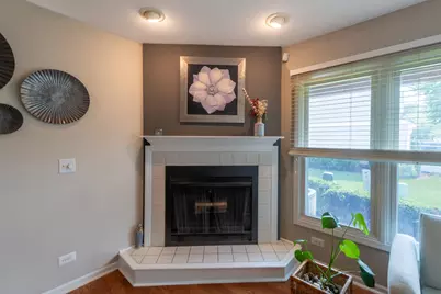 1900 Wisteria Court #6, Naperville, IL 60565 - Photo 6