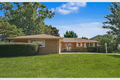 10 Greenfield Court, Savoy, IL 61874 - Photo 2