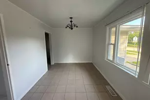 346 Waverly St, Park Forest, IL 60466 - Photo 6