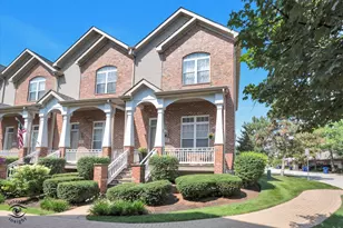 6127 Riverbend Pl, Lisle, IL 60532 - Photo 2