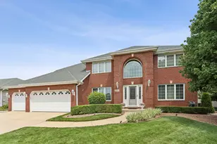 10536 Pentagon Dr, Orland Park, IL 60467 - Photo 1