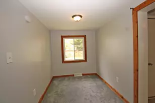 338 E Lakeview Ave, Round Lake Beach, IL 60073 - Photo 22
