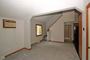 338 E Lakeview Ave, Round Lake Beach, IL 60073 - Photo 8