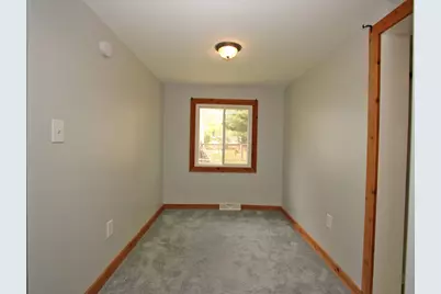 338 E Lakeview Avenue, Round Lake Beach, IL 60073 - Photo 24