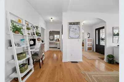 23036 Pinehurst Drive, Frankfort, IL 60423 - Photo 8